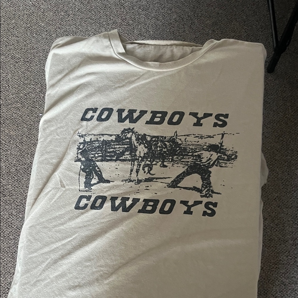 Cowboys Graphic T-Shirt